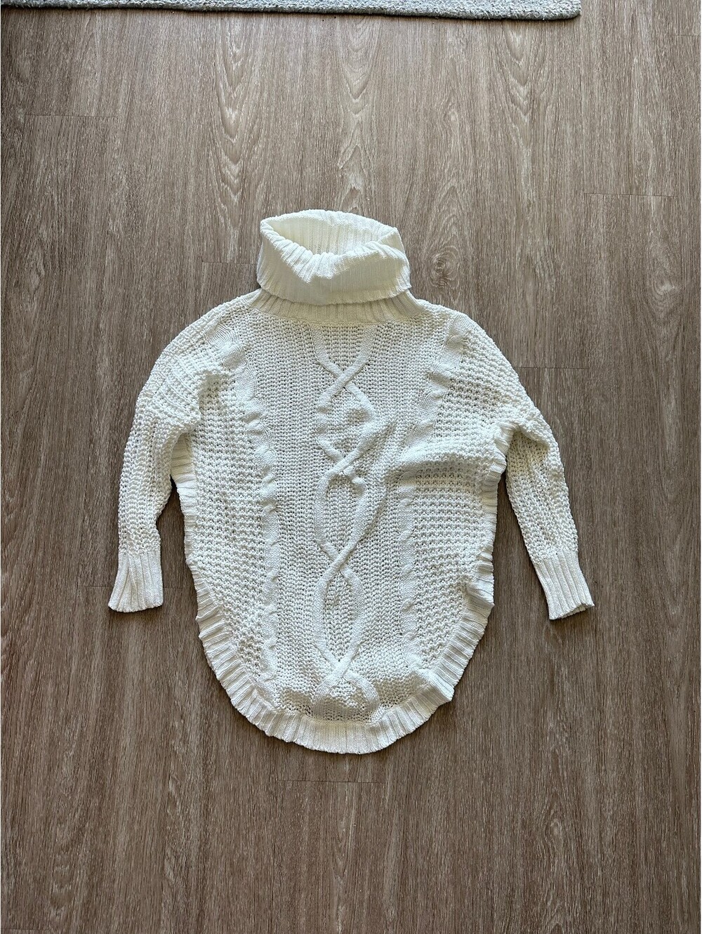 Express Women's cream cable knit turtleneck sweater